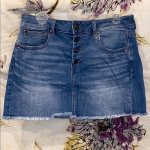 denim mini skirt!